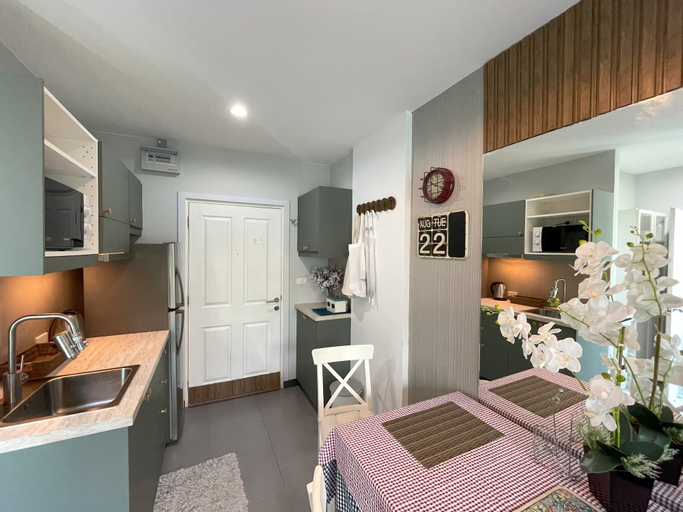 Room 5, Zcape1 Condo by Lofty, Phuket Island