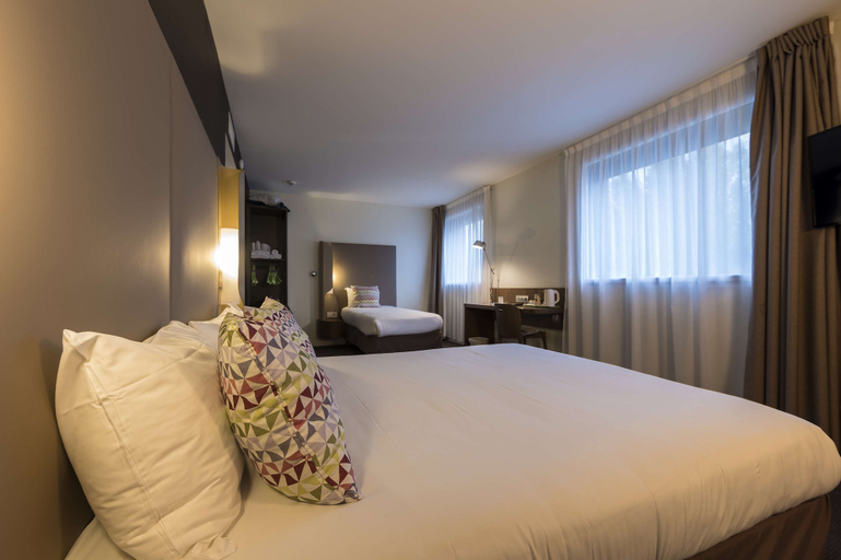 Bedroom 29