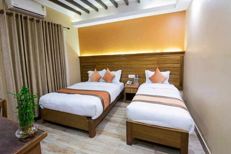 Bedroom 2, Sarawan Hotel, Karachi
