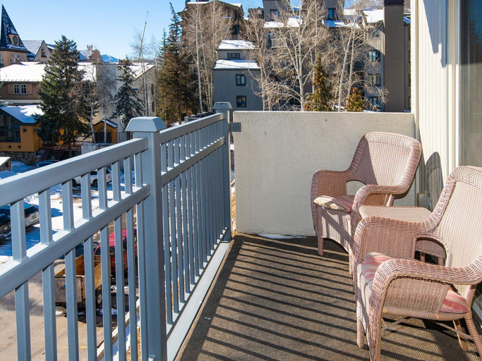 Others 5, Vantage Point Condo 201, Eagle