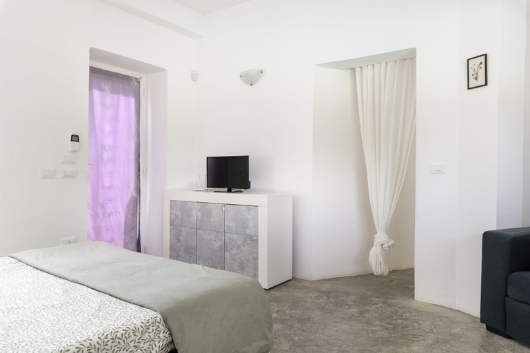 Bedroom 3, Trullo Chiara con piscina by Wonderful Italy, Brindisi