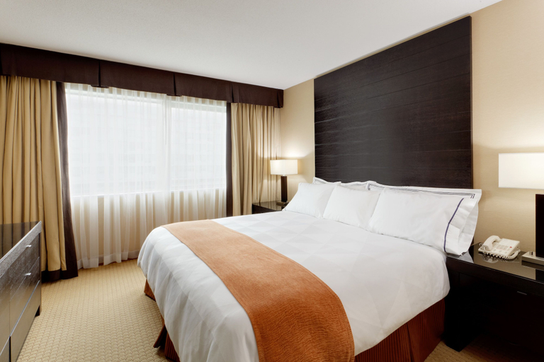 Bedroom 4, Radisson Hotel Vancouver Airport, Greater Vancouver