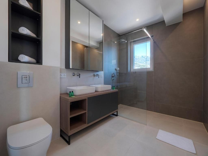 Bathroom 3, Horizon Two Bedroom Penthouse Hot tub
