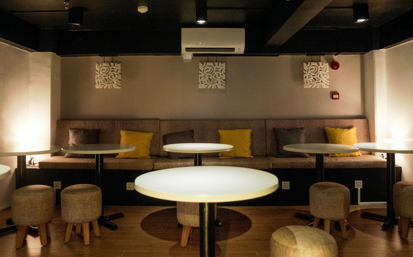 Food & Drinks 3, Moonstar Cebu Hotel, Cebu City
