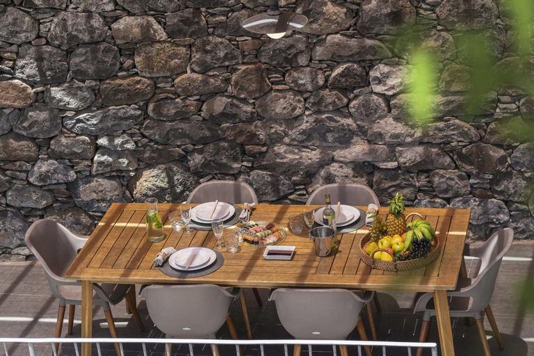 Food & Drinks 4, With Secret Garden and Pool - Villa Quebra Costas, Funchal