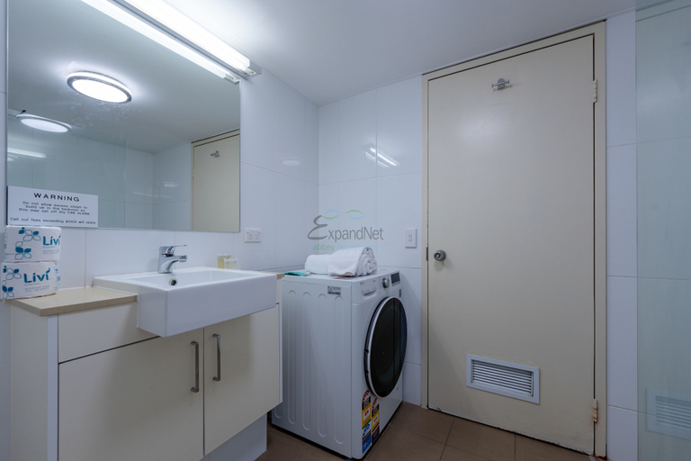 Bathroom 5, Abbey on Roma Hotel & Apartments, Brisbane