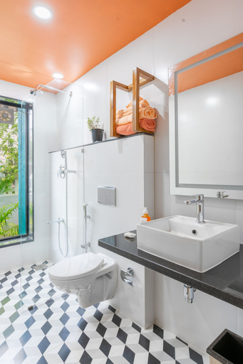 Bathroom 3, Villa Reverie 6 Bedroom Ultra Modern, South Goa