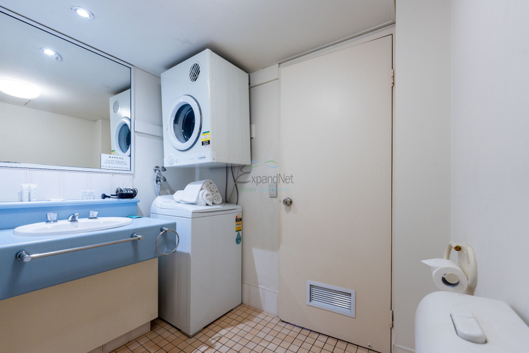 Bathroom 5, Abbey on Roma Hotel & Apartments, Brisbane