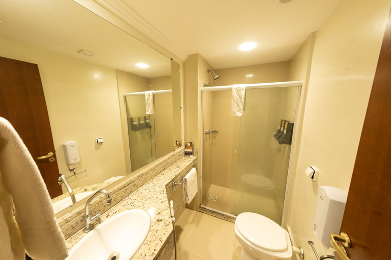 Bathroom 5, Class Hotel Guaxupé, Guaxupé