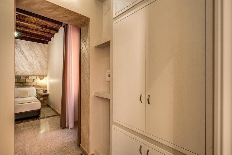 Bedroom 3, Colosseo Accomodation Room Guest House, Rome