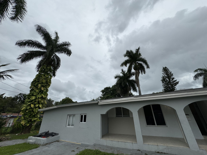 Exterior & Views, Villa by Eco-shared, Miami-Dade