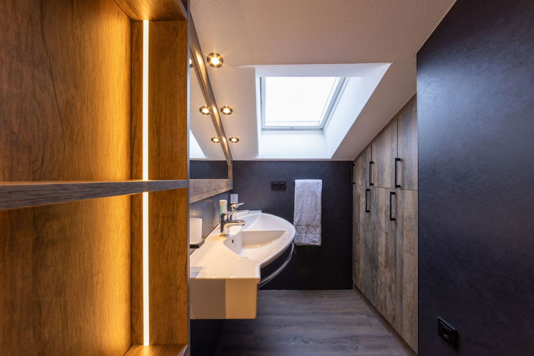 Bathroom 5, MONDI Hotel Axams, Innsbruck Land