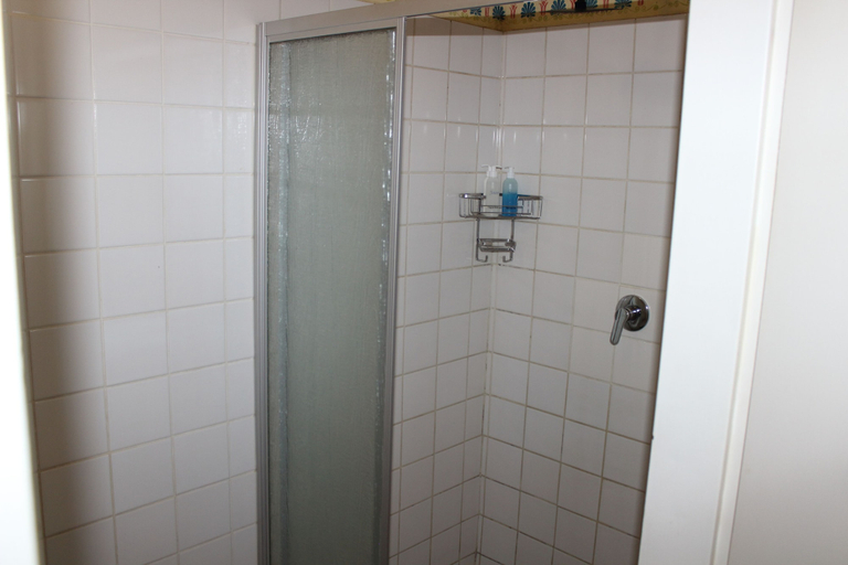 Bathroom 4, Purple Olive Guest House, City of Tshwane