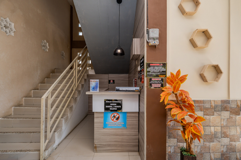 Others 5, RedDoorz Syariah near Batu Night Spectacular, Malang