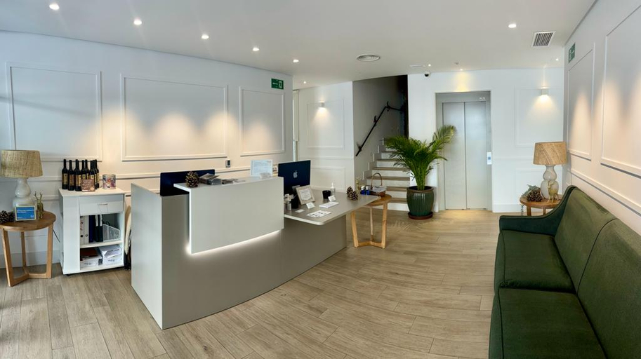 Public Area 3, Apartamentos Turísticos La Plaza, Cádiz