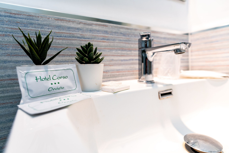 Bathroom 4, Hotel Corso, Terni