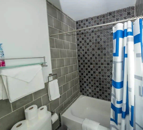 Bathroom 4, Charming Chateau Oasis in NOLA's Heart by YouRent, Orleans
