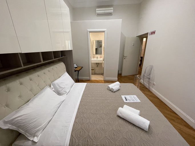 Bedroom 4, Casa Claudia Giulio Cesare, Rome