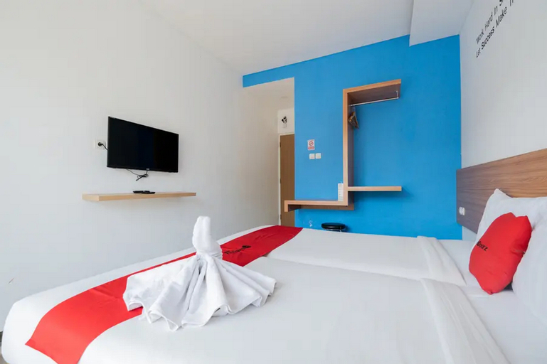 Bedroom 13