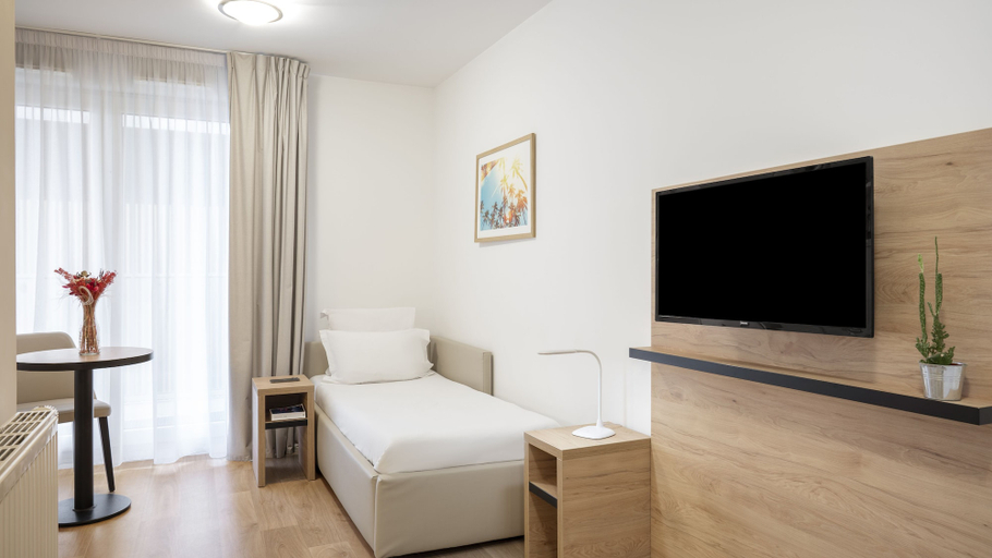 Bedroom 4, Séjours & Affaires Paris Bagnolet, Seine-Saint-Denis