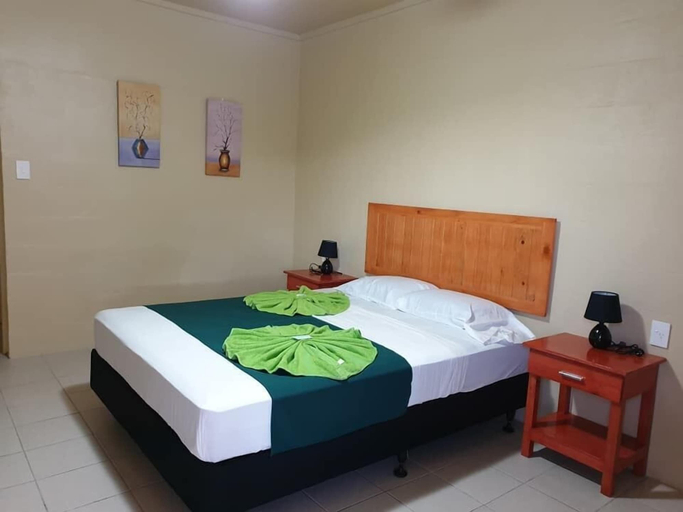 Others 5, Transit Motel - Hostel, Aana Alofi III