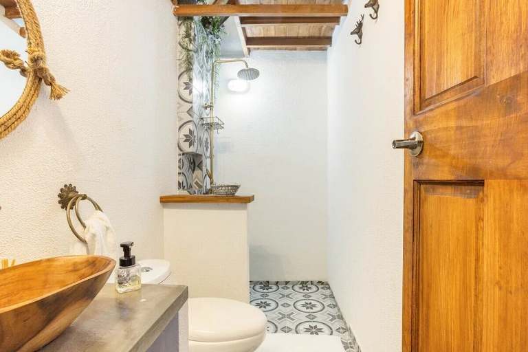 Bathroom 5, Ibuku Hotel, Guatapé