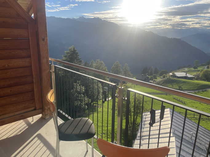 Room 5, Hotel&Restaurant Feldiserhof, Hinterrhein