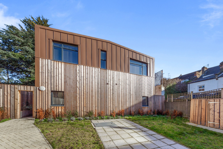 Exterior & Views 2, SERCASA - Appletree Court - Kingston, London