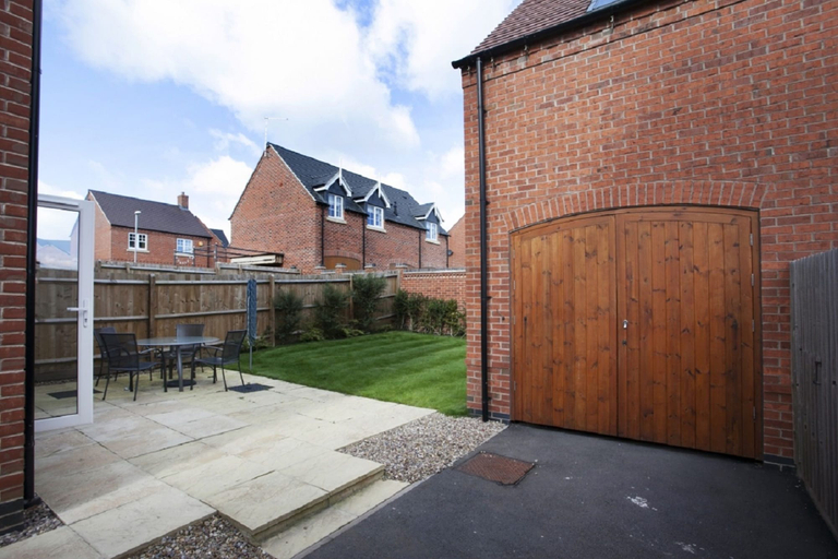 Others 4, The Stretton, Leicestershire