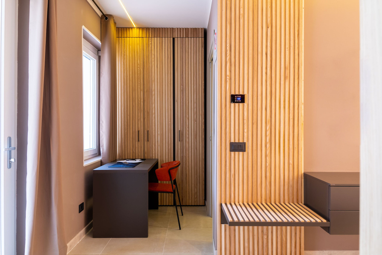 Others 5, LA PERGOLA SUITES, Verona