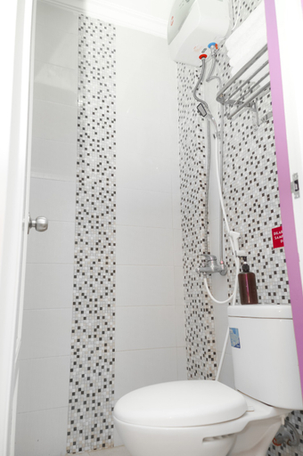 Bathroom 5, Inggil Boutique Homestay, Blitar