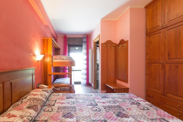 Bedroom 4, Hotel la Loggia, L'Aquila