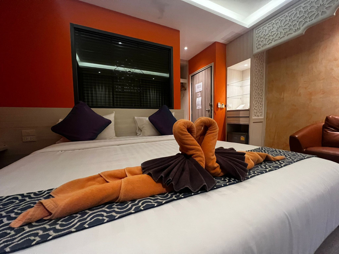 Bedroom 2, Le Maroc Hotel Patong, Phuket Island