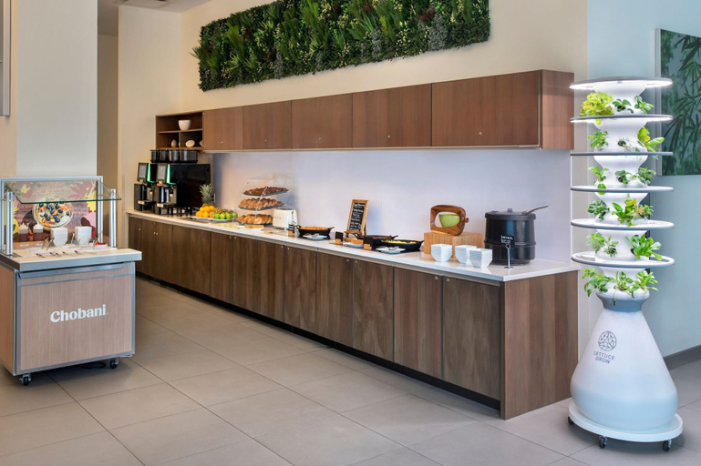 Food & Drinks 5, Element by Marriott Boston Seaport District, Boston