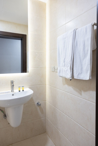 Bathroom 5, Sweet Home Serviced Apartments, Jeddah