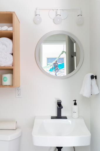 Bathroom 4, Gravity Haus Westport, Grays Harbor