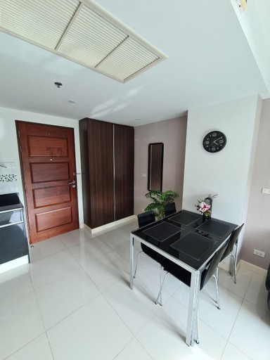 Others 3, Tamnak Villa, Pattaya