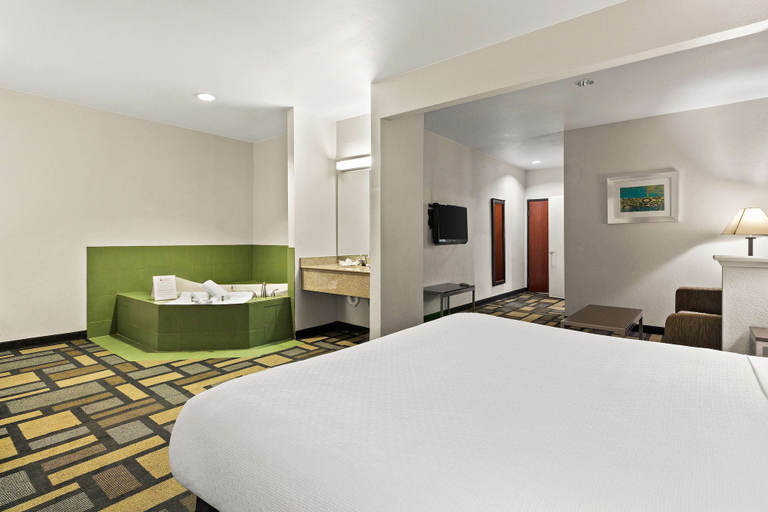 Bedroom 4, Best Western Galleria Inn & Suites, Houston