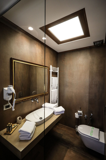 Bathroom 3, Kerculla Resort, Gjirokastrës