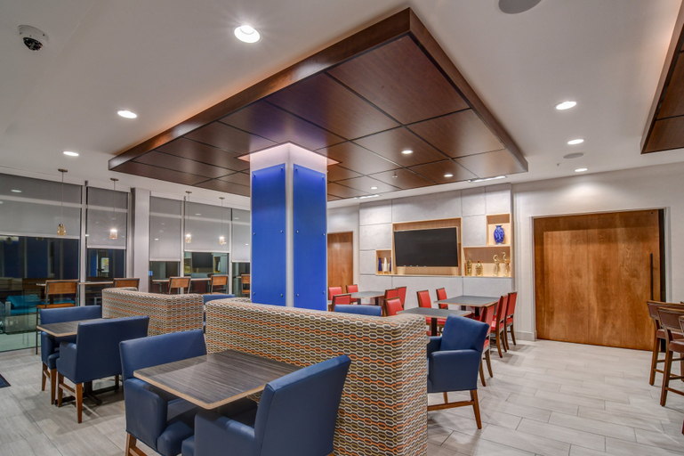 Food & Drinks 2, Holiday Inn Express FORT WALTON BEACH CENTRAL by IHG, Okaloosa