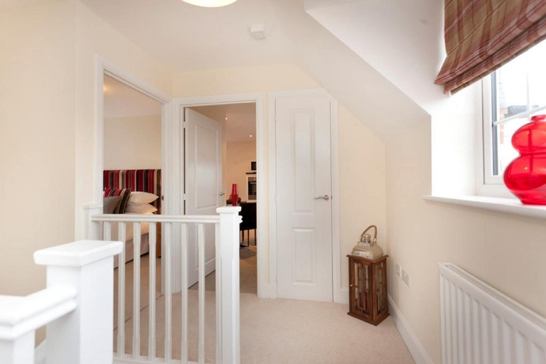 Others 5, The Twain, Leicestershire