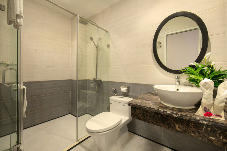 Bathroom 5, Hanoi Garden Hotel & Spa, Hoàn Kiếm