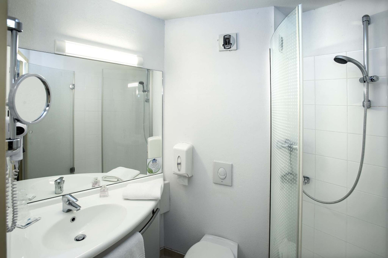 Bathroom, Deltour Hotel Puy en Velay, Haute-Loire