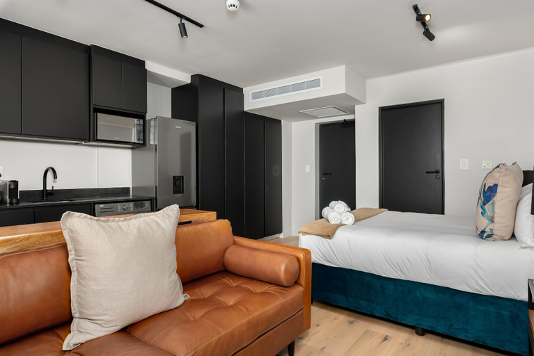 Bedroom 4, The Tokyo Aparthotel by Totalstay, City of Cape Town