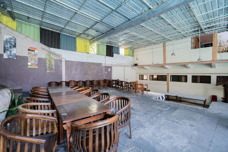 Food & Drinks 4, Palereman Hotel RedPartner near Jatim Park 1, Malang