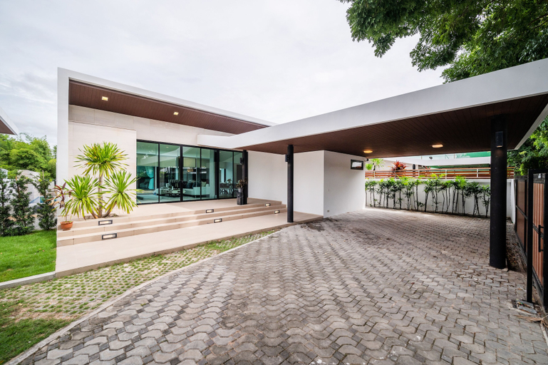Exterior & Views, Mövenpick Pool Villa4BR-PrivatePool, Sattahip