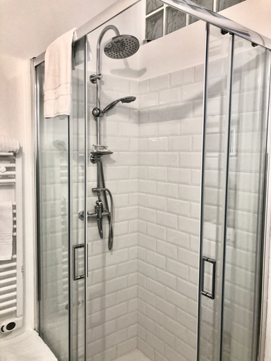 Bathroom 5, BeB dai Mimmi, Bari