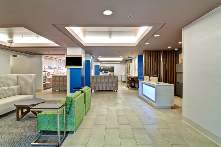 Others 4, Holiday Inn Express KAMLOOPS, Thompson-Nicola