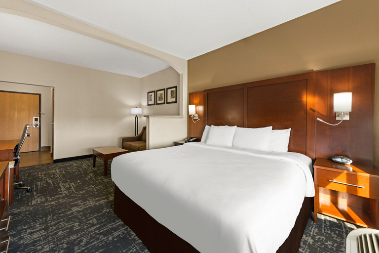 Bedroom 3, Comfort Suites Kansas City-Liberty, Kansas City