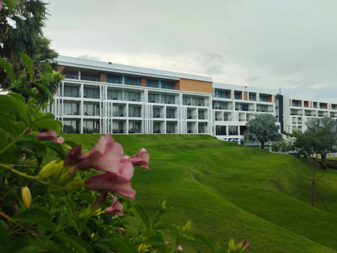 Serene Phla Resort and Restaurant, Ban Chang